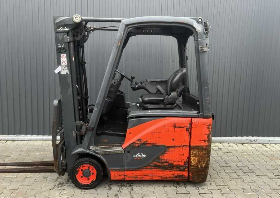 Linde E16H-02 - Elektrostapler: das Bild 2 Linde E16H-02 - Elektrostapler: das Bild 2