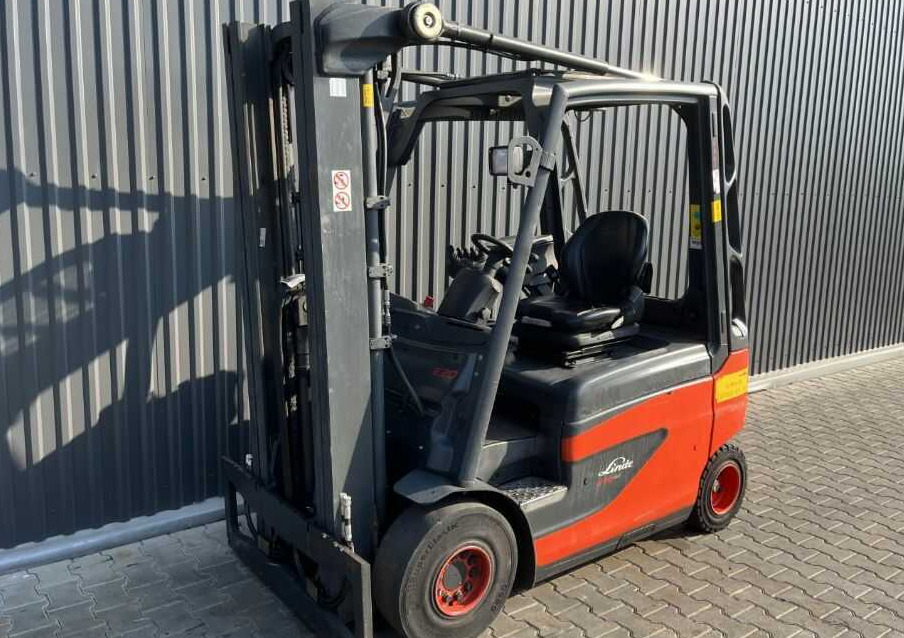 Linde E20-01 - Elektrostapler: das Bild 1 Linde E20-01 - Elektrostapler: das Bild 1