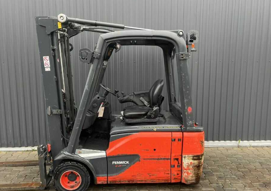 Linde E20L-02 - Elektrostapler: das Bild 2 Linde E20L-02 - Elektrostapler: das Bild 2