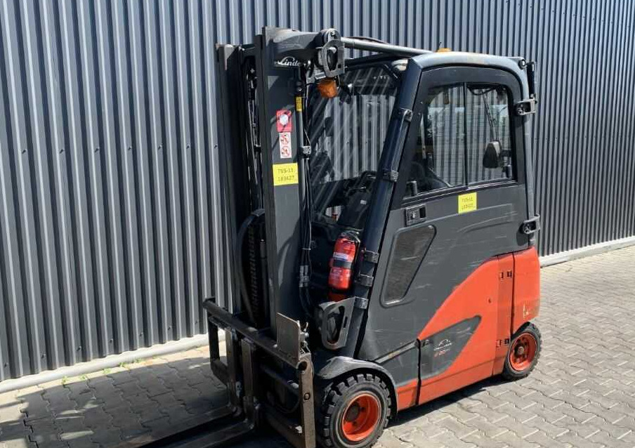 Linde E20PH-02 - Elektrostapler: das Bild 1 Linde E20PH-02 - Elektrostapler: das Bild 1