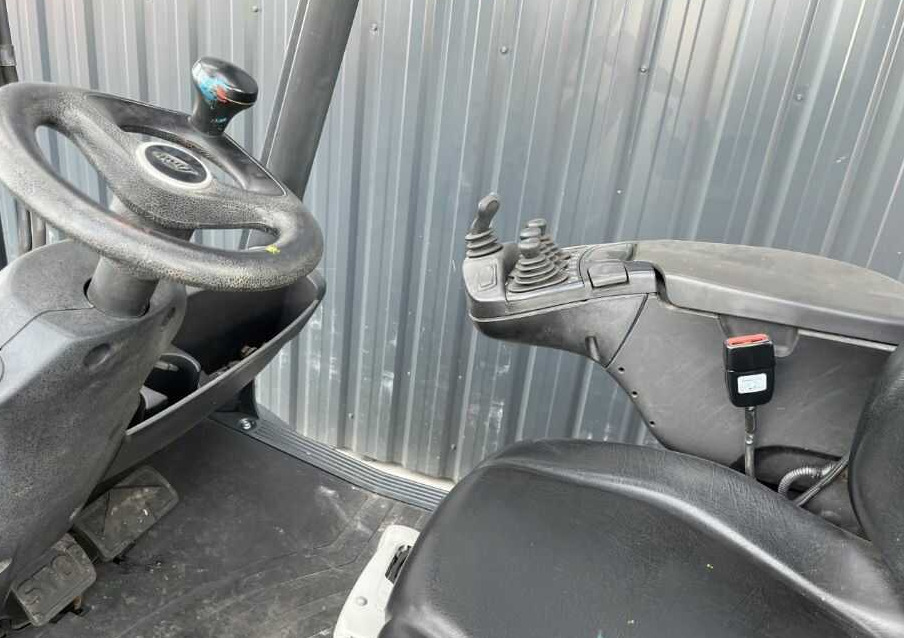 Linde H30D-02 - Dieselstapler: das Bild 1 Linde H30D-02 - Dieselstapler: das Bild 1