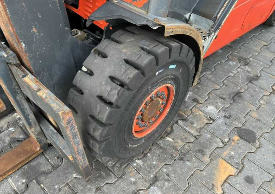 Treibgasstapler Linde H30T: das Bild 7