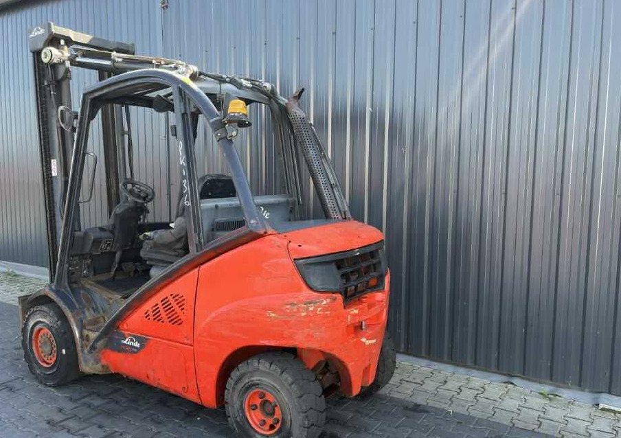 Linde H35D-02 - Dieselstapler: das Bild 3 Linde H35D-02 - Dieselstapler: das Bild 3