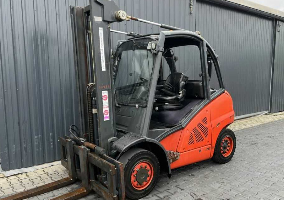 Linde H40D-01 - Dieselstapler: das Bild 1 Linde H40D-01 - Dieselstapler: das Bild 1