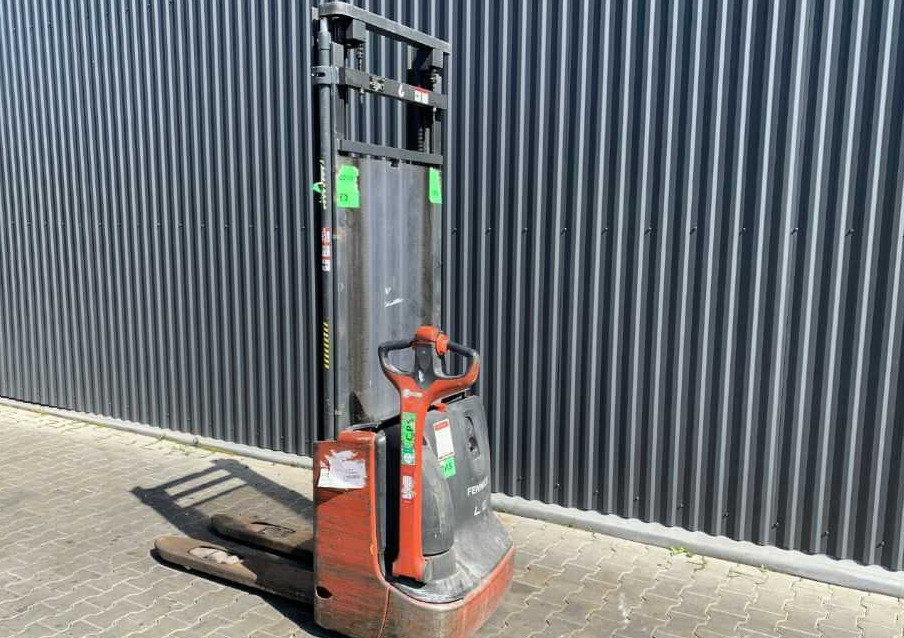 Linde L12 - Hochhubwagen: das Bild 3 Linde L12 - Hochhubwagen: das Bild 3