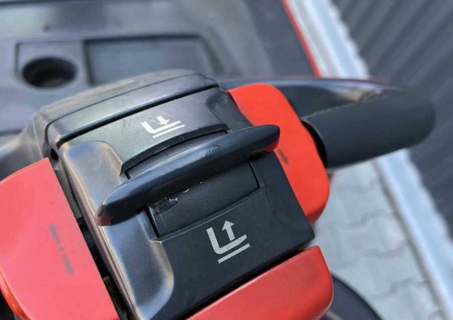 Linde L14AP - Hochhubwagen: das Bild 3 Linde L14AP - Hochhubwagen: das Bild 3