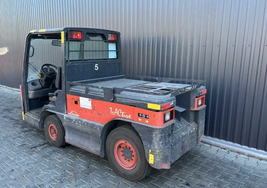 Linde P250 - Schleppfahrzeug: das Bild 3 Linde P250 - Schleppfahrzeug: das Bild 3