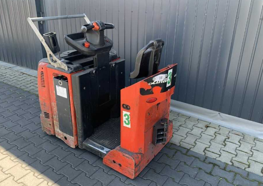 Linde P30C - Schleppfahrzeug: das Bild 3 Linde P30C - Schleppfahrzeug: das Bild 3