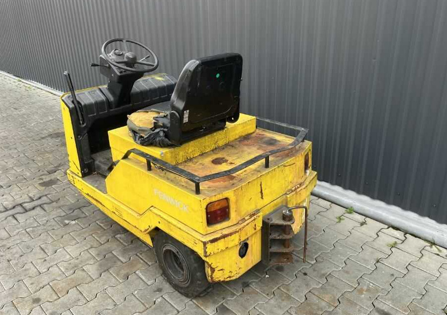 Linde P50Z - Schleppfahrzeug: das Bild 3 Linde P50Z - Schleppfahrzeug: das Bild 3