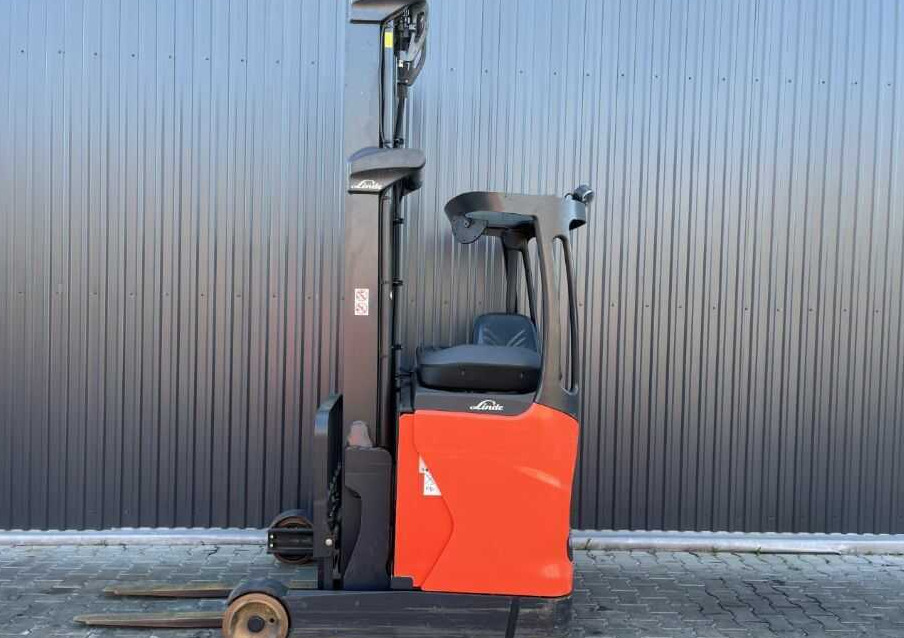 Linde R12B - Schubmaststapler: das Bild 2 Linde R12B - Schubmaststapler: das Bild 2