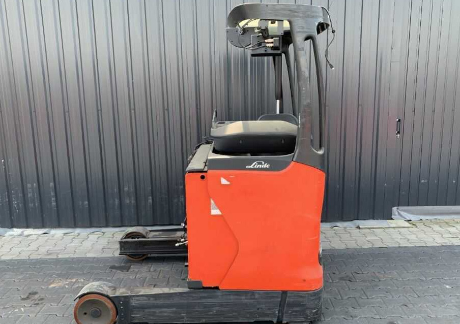 Linde R14-01 - Schubmaststapler: das Bild 2 Linde R14-01 - Schubmaststapler: das Bild 2