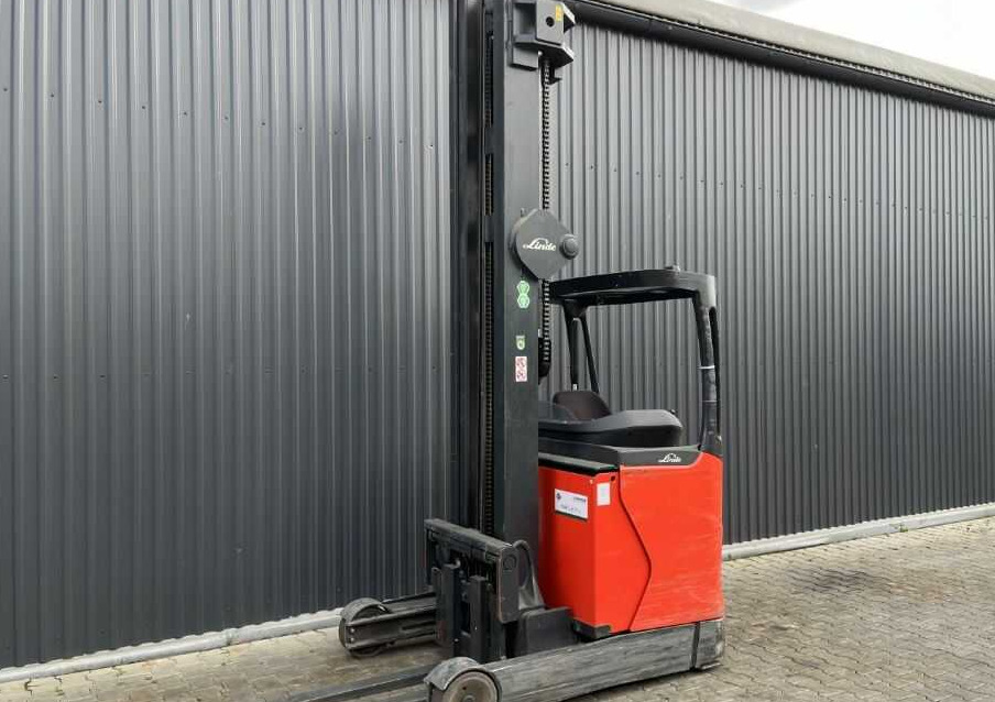 Linde R16HD-01 - Schubmaststapler: das Bild 1 Linde R16HD-01 - Schubmaststapler: das Bild 1