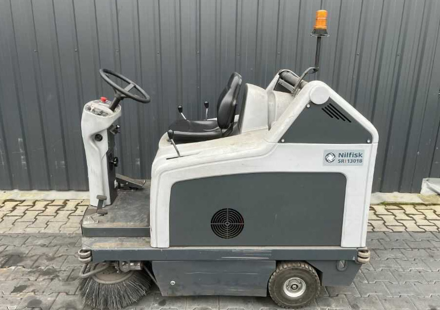 Nilfisk SR1301B - Industriestaubsauger: das Bild 2 Nilfisk SR1301B - Industriestaubsauger: das Bild 2