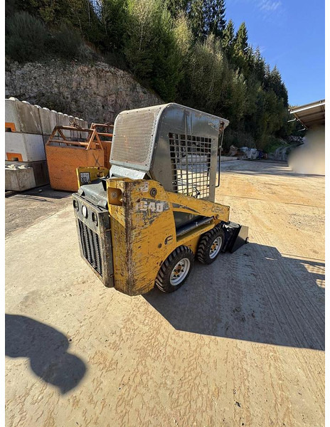 Kompaktlader Gehl 1640: das Bild 10