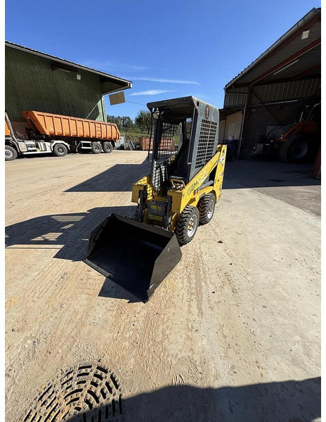 Gehl 1640 - Kompaktlader: das Bild 2 Gehl 1640 - Kompaktlader: das Bild 2