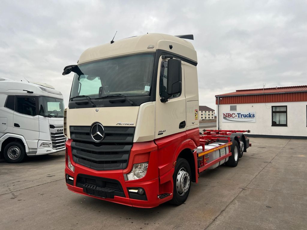 Mercedes-Benz ACTROS 2542 * RETARDER * KLIMA * LIFTACHSE * - Containerwagen/ Wechselfahrgestell LKW: das Bild 1 Mercedes-Benz ACTROS 2542 * RETARDER * KLIMA * LIFTACHSE * - Containerwagen/ Wechselfahrgestell LKW: das Bild 1