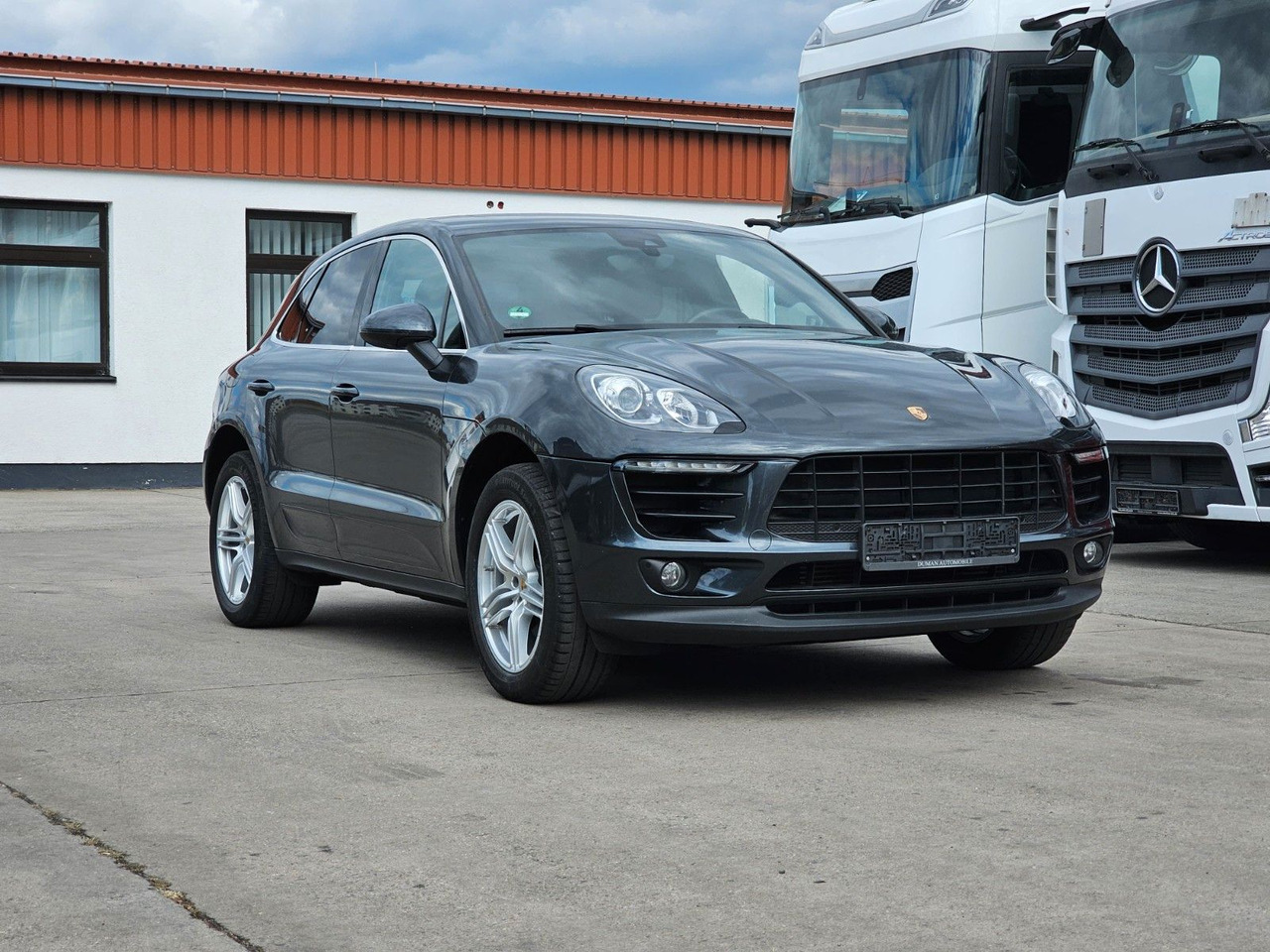 Porsche Macan S Diesel * PANORAMA * 3-ZONEN * ALLRAD * - SUV/ Geländewagen: das Bild 3 Porsche Macan S Diesel * PANORAMA * 3-ZONEN * ALLRAD * - SUV/ Geländewagen: das Bild 3