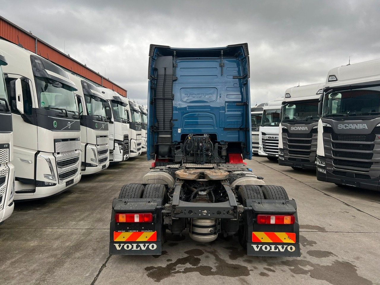 Volvo FH 460 * ACC * ALCOA *LEDER* RETAR * 1 HAND * - Sattelzugmaschine: das Bild 5 Volvo FH 460 * ACC * ALCOA *LEDER* RETAR * 1 HAND * - Sattelzugmaschine: das Bild 5