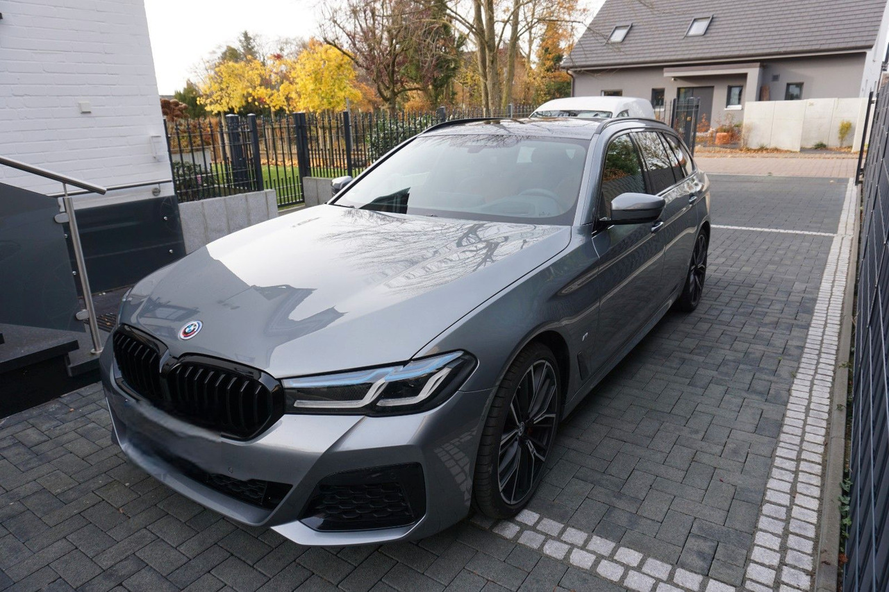 BMW 530 xDrive Touríng - Kombi: das Bild 1 BMW 530 xDrive Touríng - Kombi: das Bild 1