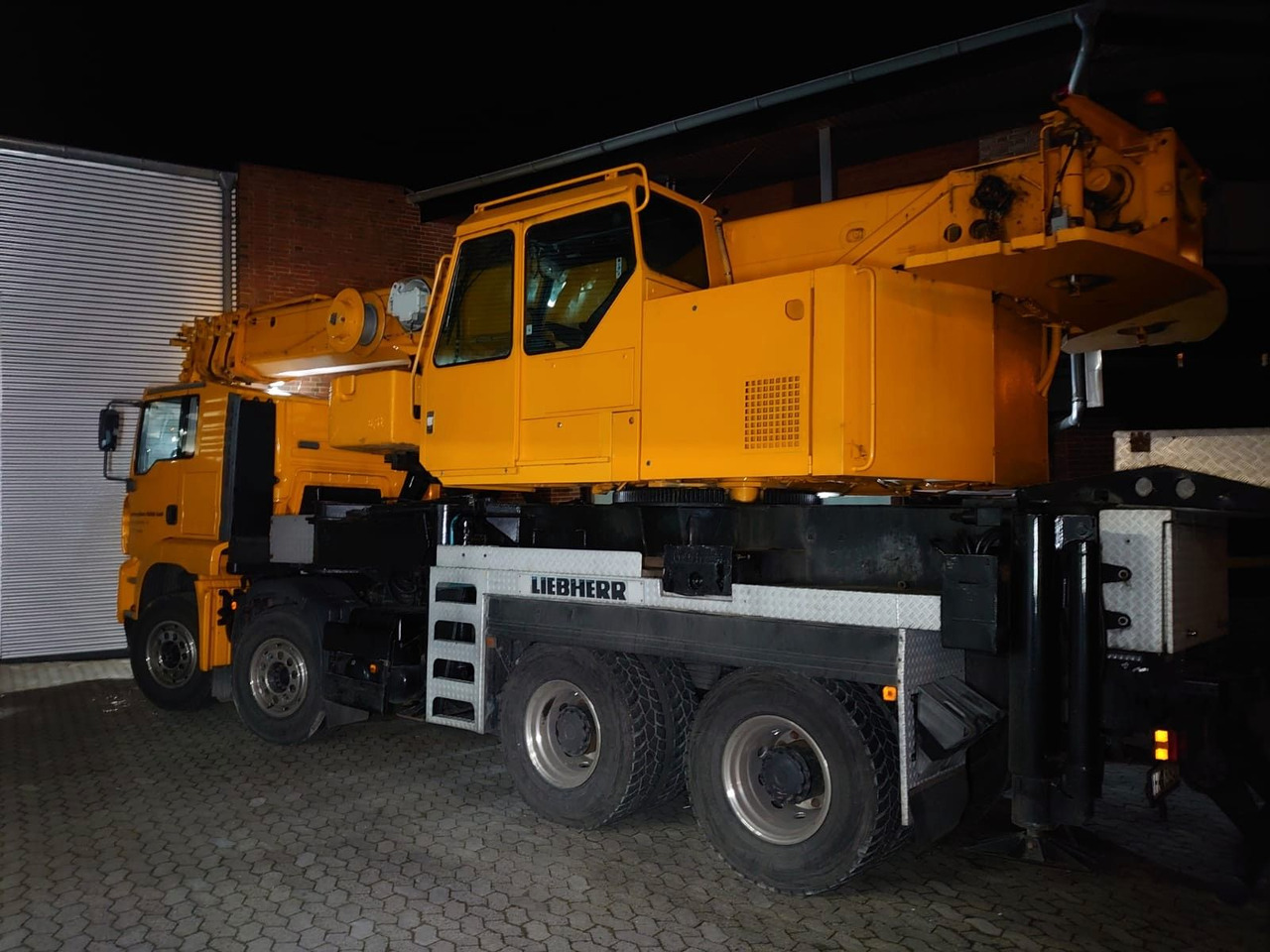 Autokran MAN Liebherr LTF 1030-1035-1040 Motor neu: das Bild 8