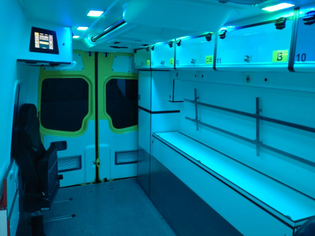 Mercedes-Benz Sprinter ITW RTW 519 2x on Stock - Krankenwagen: das Bild 5 Mercedes-Benz Sprinter ITW RTW 519 2x on Stock - Krankenwagen: das Bild 5