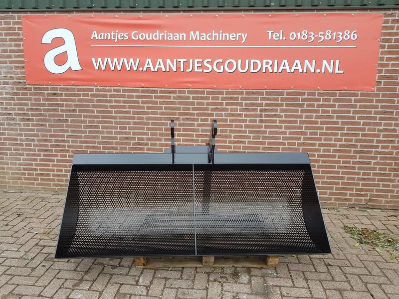 AGM Baggerbak - Schaufel: das Bild 1 AGM Baggerbak - Schaufel: das Bild 1