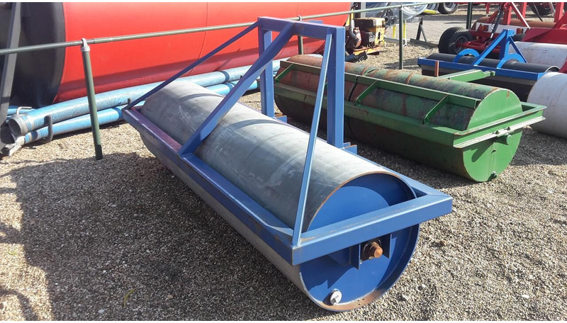 AGM Landrol - Ackerwalze: das Bild 2 AGM Landrol - Ackerwalze: das Bild 2