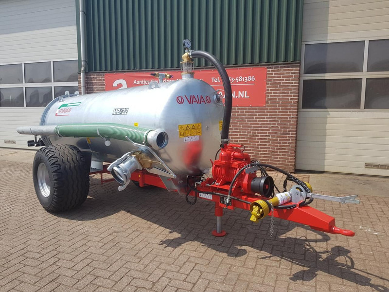 MB 32 Water tank - Tankanhänger: das Bild 2 MB 32 Water tank - Tankanhänger: das Bild 2