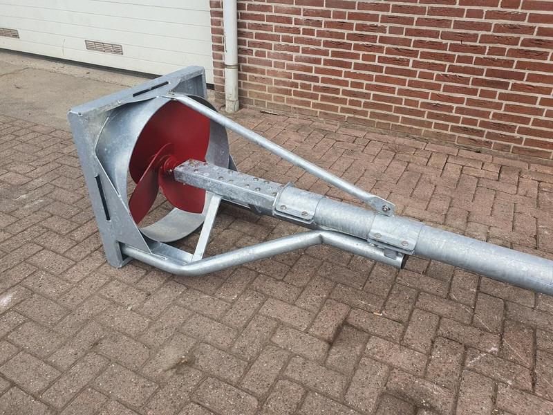 MESTMIXER Reck 5000mm - Düngerstreuer: das Bild 2 MESTMIXER Reck 5000mm - Düngerstreuer: das Bild 2