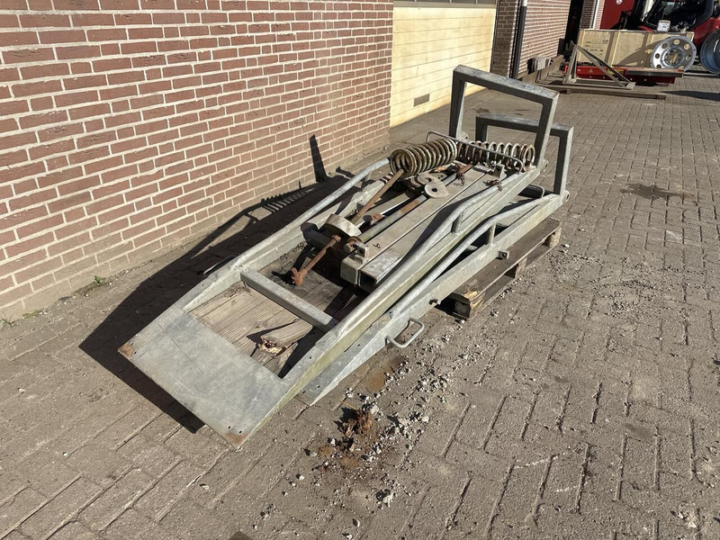 Onbekend - Verladerampe: das Bild 3 Onbekend - Verladerampe: das Bild 3