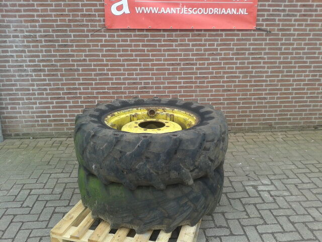 Pirelli - Felgen und Reifen: das Bild 1 Pirelli - Felgen und Reifen: das Bild 1