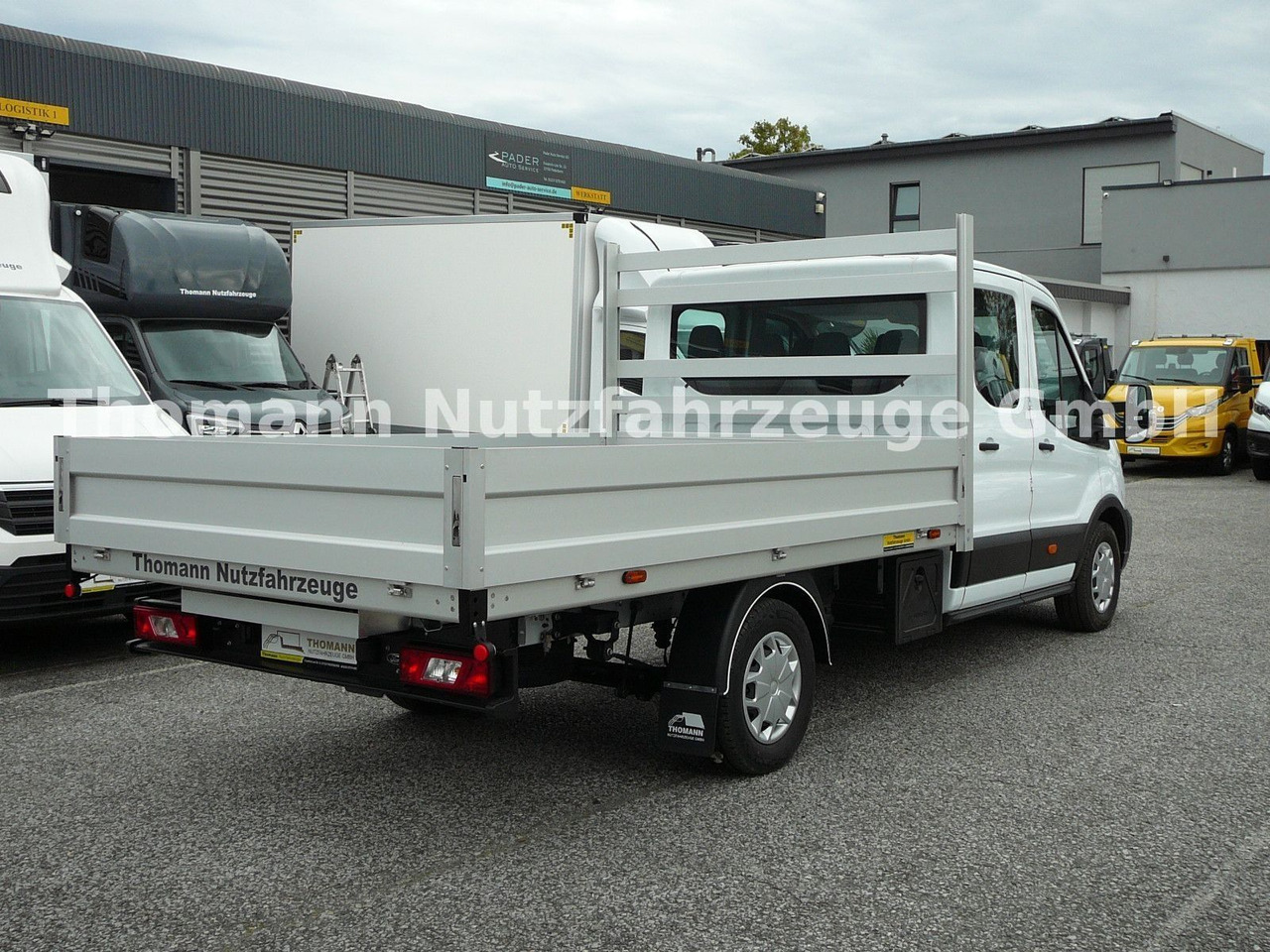 Ford Transit Pritsche Doppelkabine Ford Transit Pritsche Doppelkabine - Pritsche Transporter: das Bild 5 Ford Transit Pritsche Doppelkabine Ford Transit Pritsche Doppelkabine - Pritsche Transporter: das Bild 5