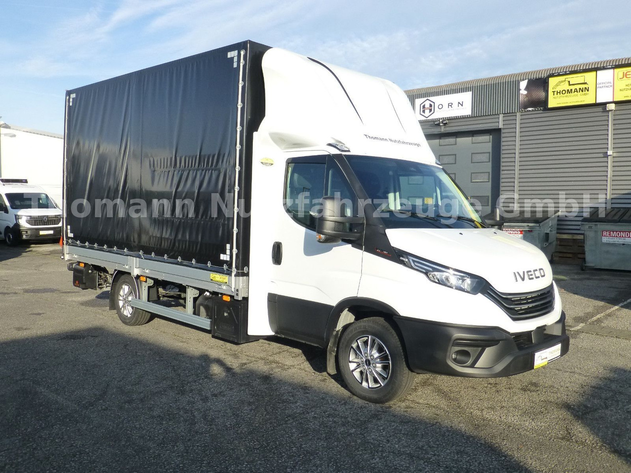 Iveco Daily 35S18 Pritsche Plane LBW Navi/ACC Tempomat - Planen Transporter: das Bild 2 Iveco Daily 35S18 Pritsche Plane LBW Navi/ACC Tempomat - Planen Transporter: das Bild 2