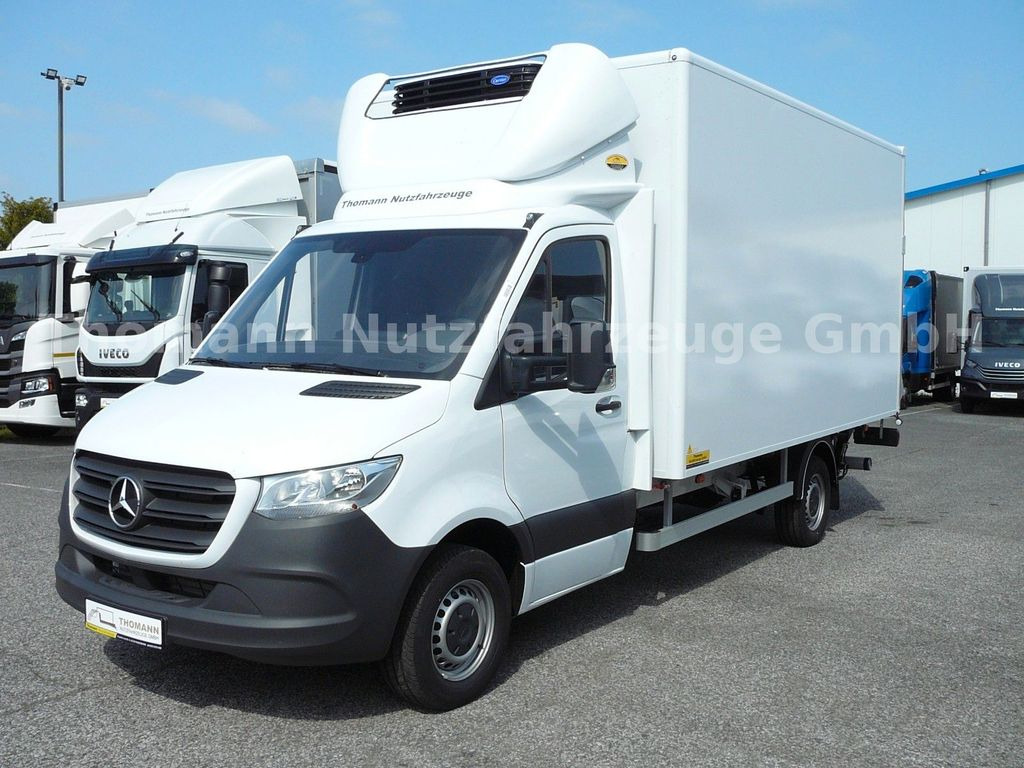 Mercedes-Benz Sprinter 317 CDI Kühlkoffer LBW Xarios 300 GH Mercedes-Benz Sprinter 317 CDI Kühlkoffer LBW Xarios 300 GH - Kühltransporter: das Bild 2 Mercedes-Benz Sprinter 317 CDI Kühlkoffer LBW Xarios 300 GH Mercedes-Benz Sprinter 317 CDI Kühlkoffer LBW Xarios 300 GH - Kühltransporter: das Bild 2