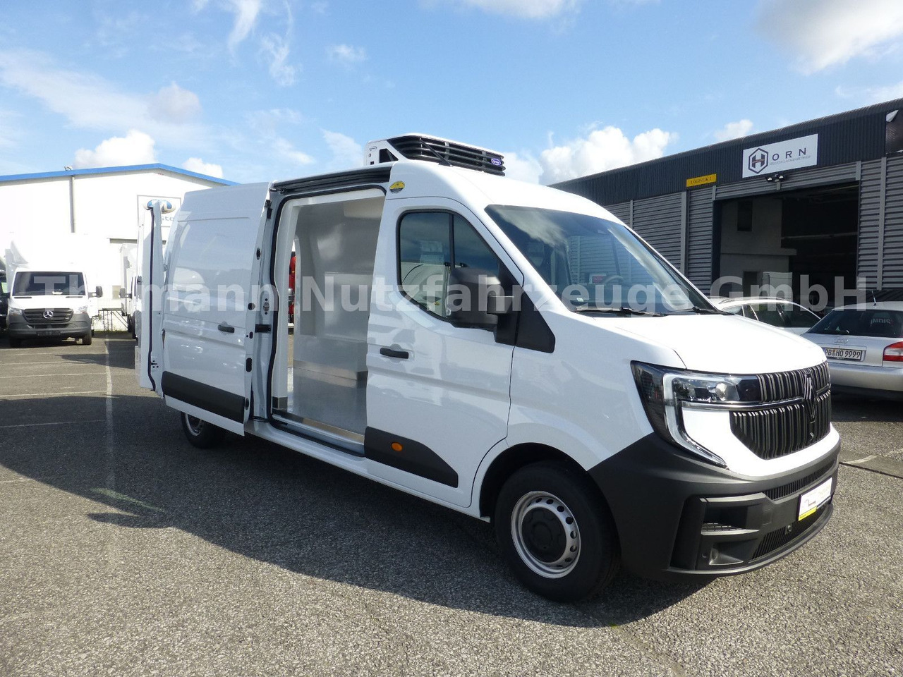 Renault NEW Master Kühlkastenwagen Xarios 300 GH - Kühltransporter: das Bild 1 Renault NEW Master Kühlkastenwagen Xarios 300 GH - Kühltransporter: das Bild 1