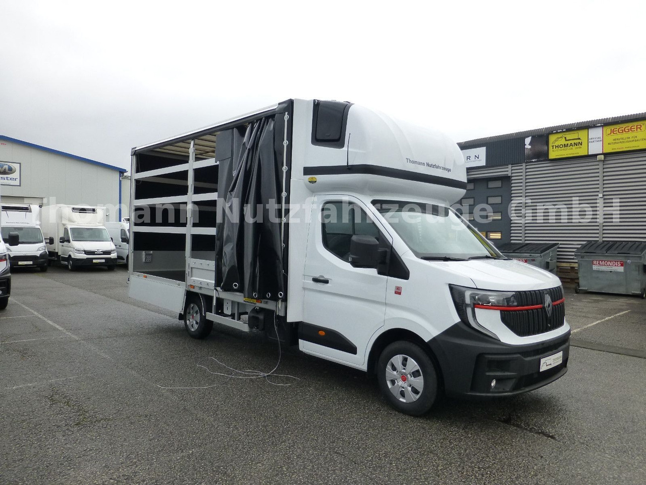 Renault NEW Master Pritsche Plane Schlafkabine - Planen Transporter: das Bild 1 Renault NEW Master Pritsche Plane Schlafkabine - Planen Transporter: das Bild 1