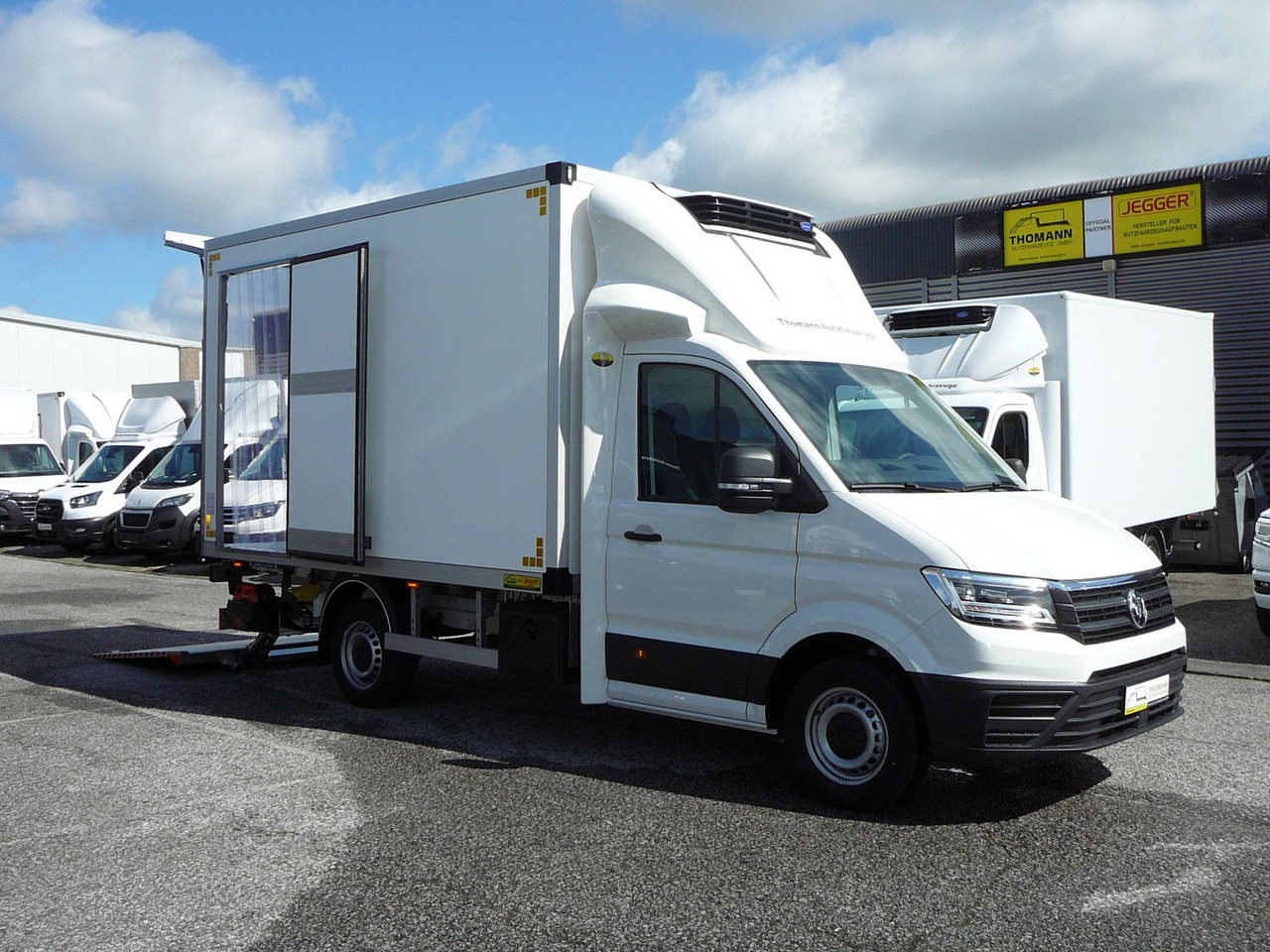 Volkswagen Crafter 177 PS Kühlkoffer LBW Xarios 300 - Kühltransporter: das Bild 1 Volkswagen Crafter 177 PS Kühlkoffer LBW Xarios 300 - Kühltransporter: das Bild 1