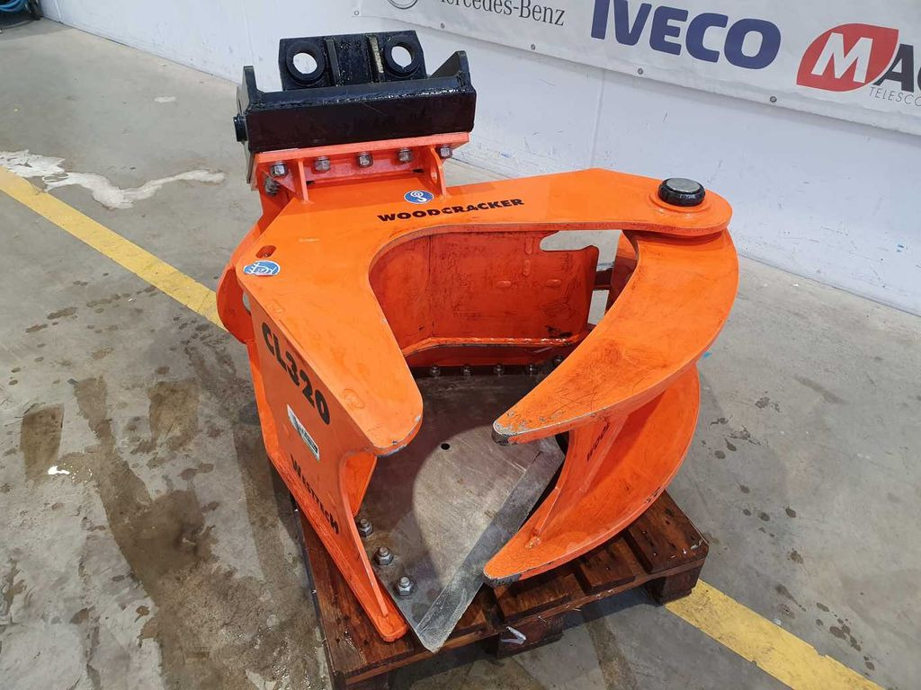 Westtech Woodcracker CL320 Fällgreifer 2022 DEMO - Anbauteil für Forstmaschine: das Bild 3 Westtech Woodcracker CL320 Fällgreifer 2022 DEMO - Anbauteil für Forstmaschine: das Bild 3