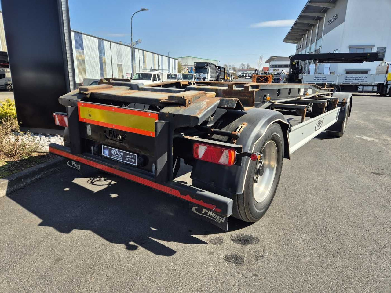Fliegl ZPS180 Abroll-Container Tropper Pellet-Silo 22m³ Fliegl ZPS180 Abroll-Container Tropper Pellet-Silo 22m³ - Abrollanhänger/ Absetzanhänger: das Bild 2 Fliegl ZPS180 Abroll-Container Tropper Pellet-Silo 22m³ Fliegl ZPS180 Abroll-Container Tropper Pellet-Silo 22m³ - Abrollanhänger/ Absetzanhänger: das Bild 2