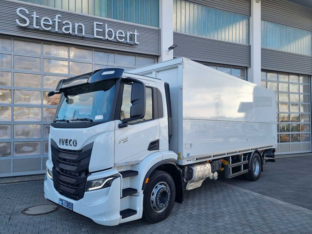 Iveco AD190S40/FP Böse Schwenkwandkoffer + LBW 2x AHK - Getränkeaufbau LKW: das Bild 1 Iveco AD190S40/FP Böse Schwenkwandkoffer + LBW 2x AHK - Getränkeaufbau LKW: das Bild 1