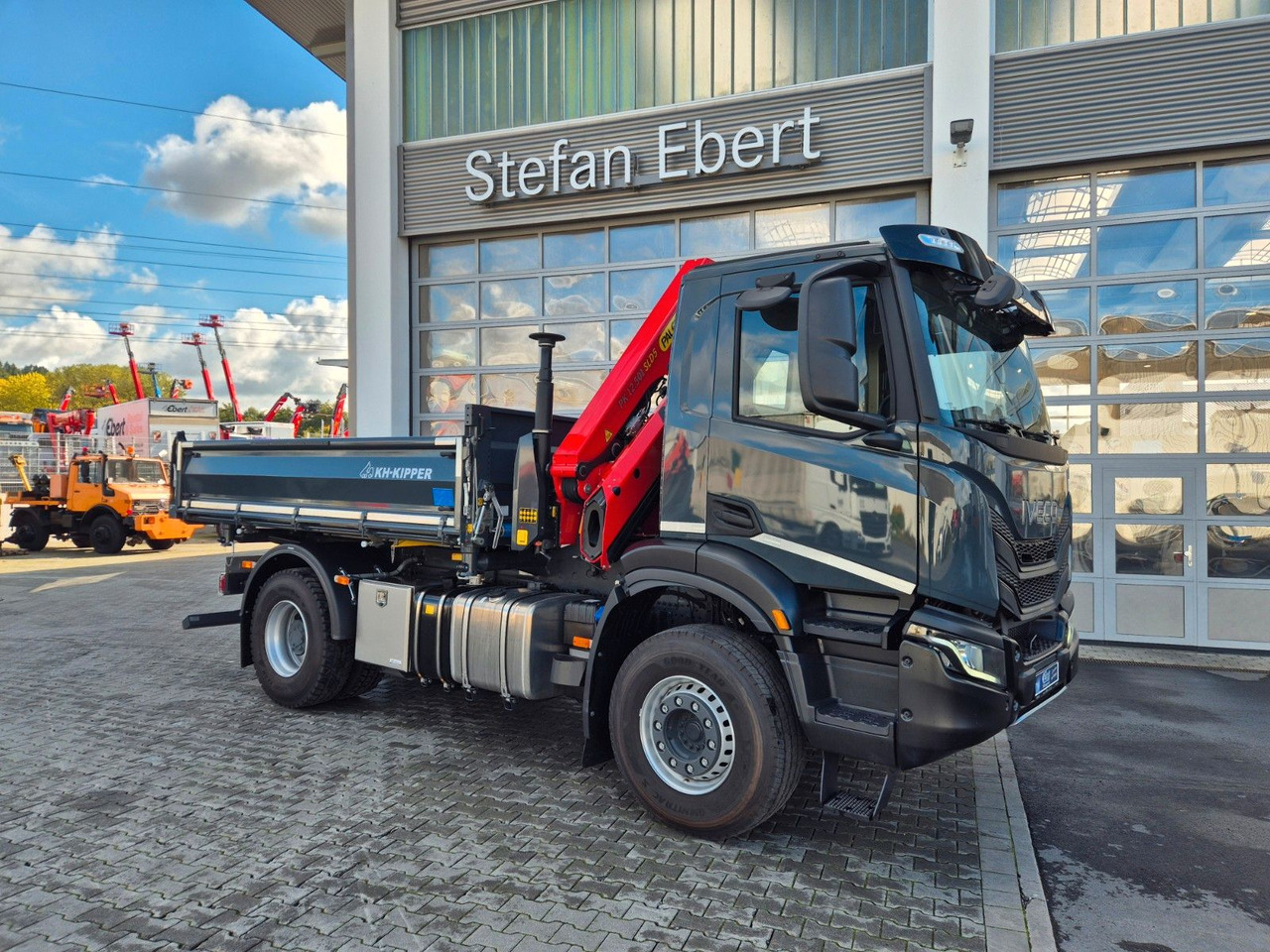 Iveco AD200X46/P HR OFF Palfinger PK 12.501 Funk AHK - Kipper, Autokran: das Bild 5 Iveco AD200X46/P HR OFF Palfinger PK 12.501 Funk AHK - Kipper, Autokran: das Bild 5