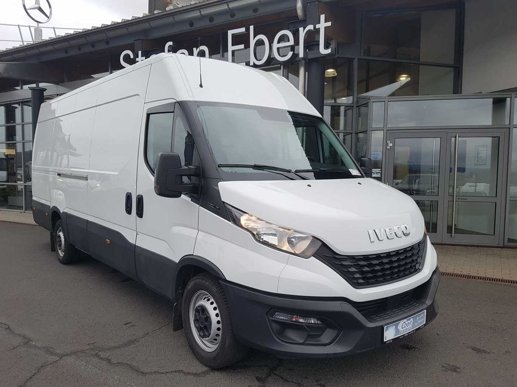 Iveco Daily 35 S 16 V *Klima*L4.100mm* Iveco Daily 35 S 16 V *Klima*L4.100mm* - Kastenwagen: das Bild 1 Iveco Daily 35 S 16 V *Klima*L4.100mm* Iveco Daily 35 S 16 V *Klima*L4.100mm* - Kastenwagen: das Bild 1