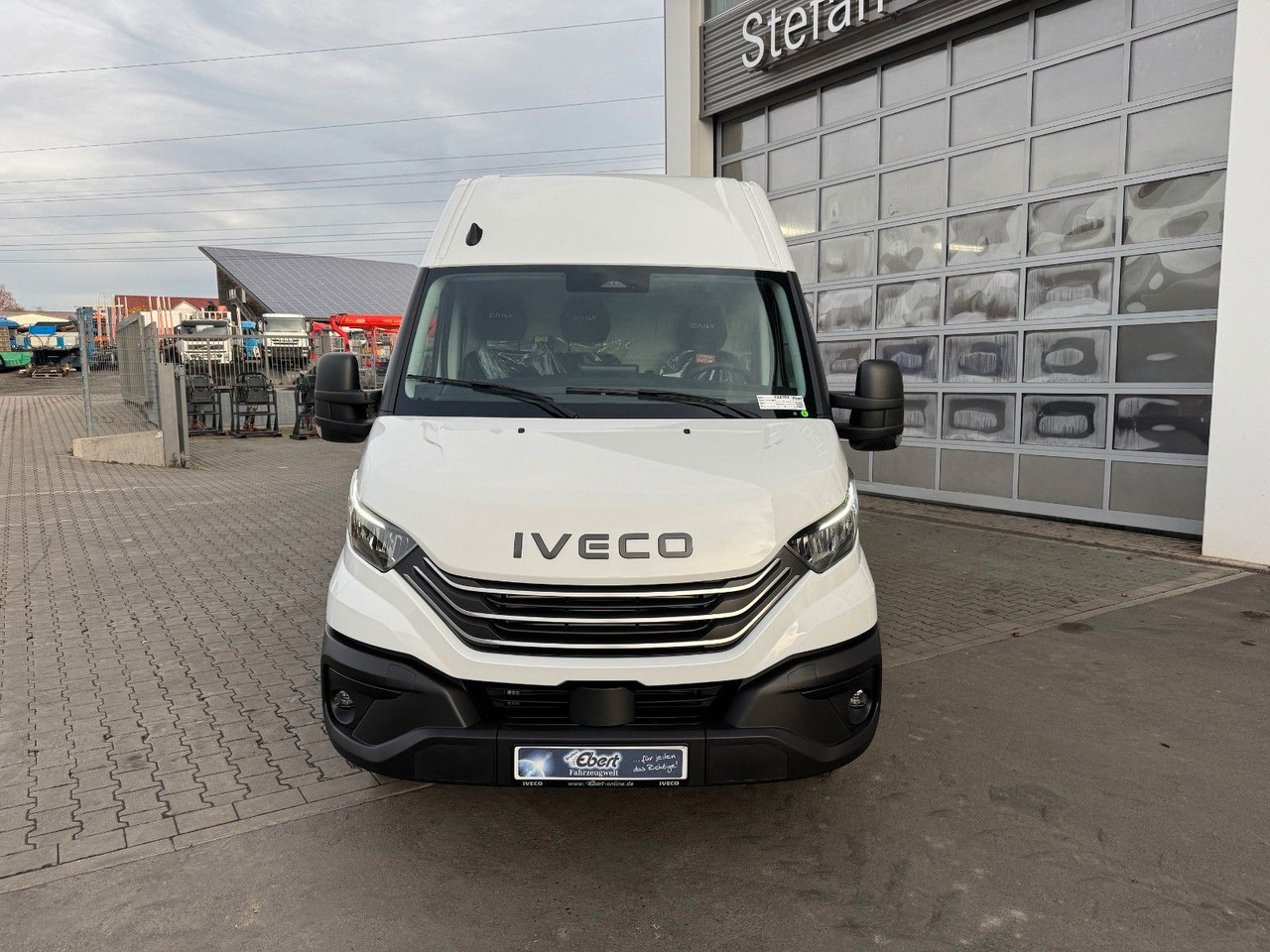 Kastenwagen Iveco Daily 35C21 HA8 *R4.100mm*AHK*LED*Automatik*: das Bild 12 Kastenwagen Iveco Daily 35C21 HA8 *R4.100mm*AHK*LED*Automatik*: das Bild 12