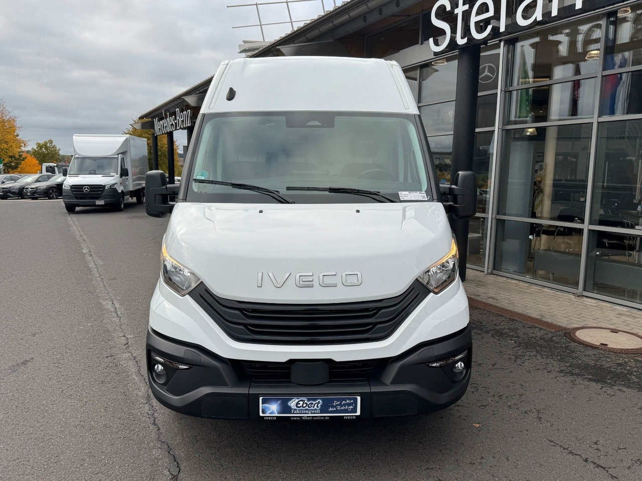 Iveco Daily 35S16 A8 *R3.520mm*Automatik*AHK*ACC* - Kastenwagen: das Bild 3 Iveco Daily 35S16 A8 *R3.520mm*Automatik*AHK*ACC* - Kastenwagen: das Bild 3