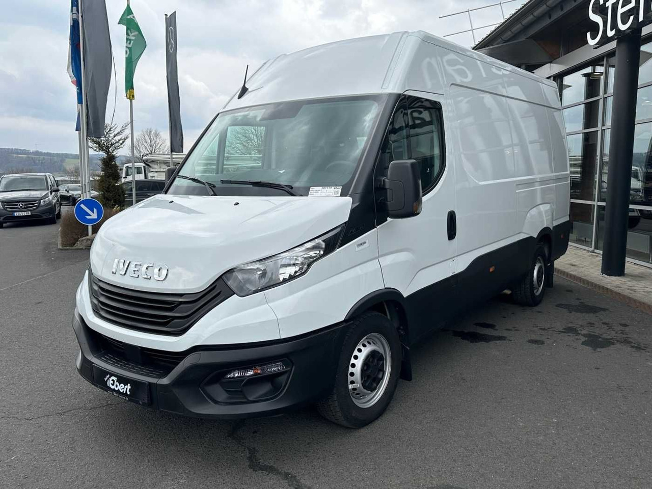 Iveco Daily 35S16 *Klima*L3.520mm* - Kastenwagen: das Bild 3 Iveco Daily 35S16 *Klima*L3.520mm* - Kastenwagen: das Bild 3