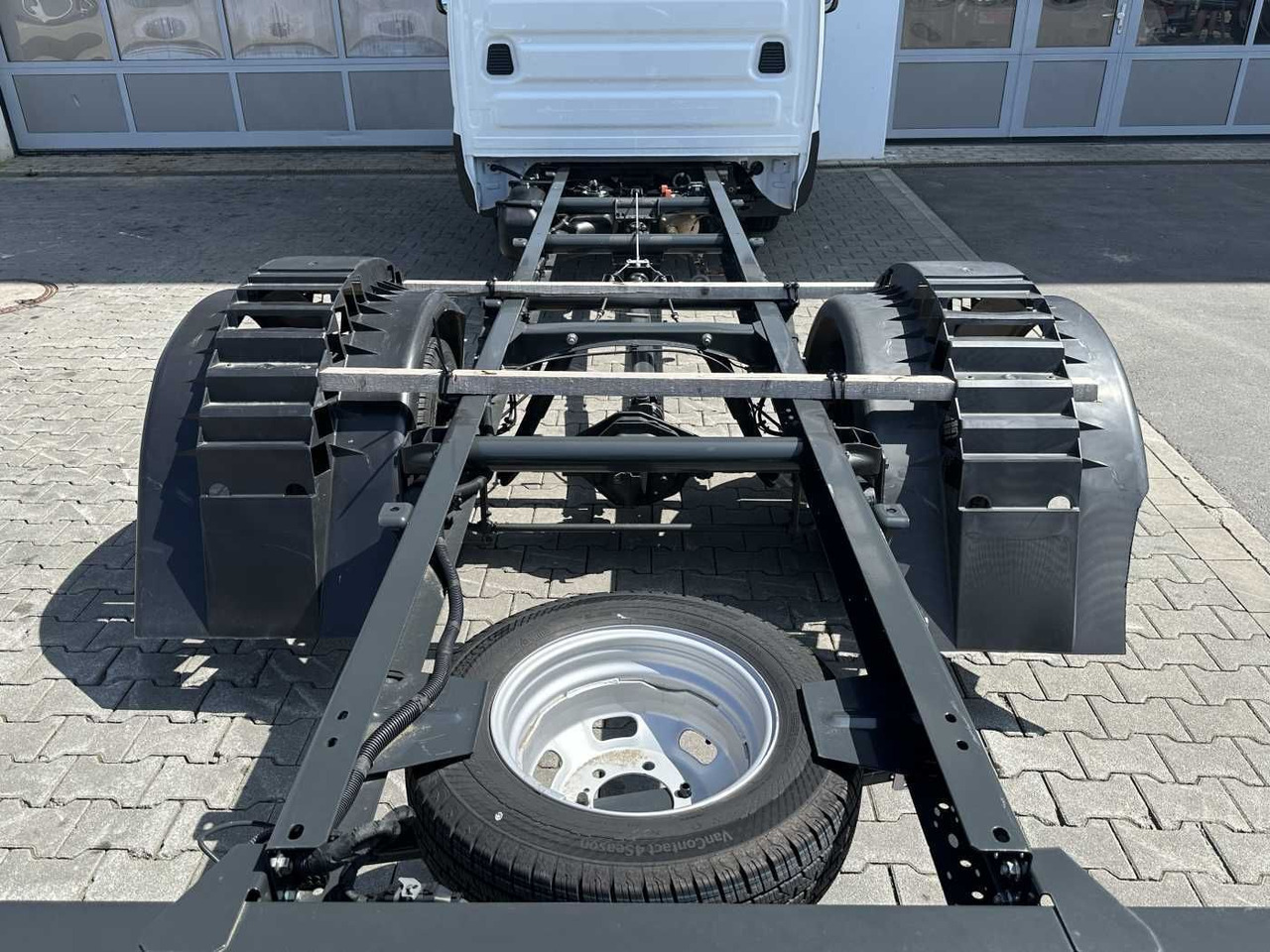 Iveco Daily 50C18 H 3.0L *R4.350mm*Klima* - Fahrgestell LKW: das Bild 5 Iveco Daily 50C18 H 3.0L *R4.350mm*Klima* - Fahrgestell LKW: das Bild 5