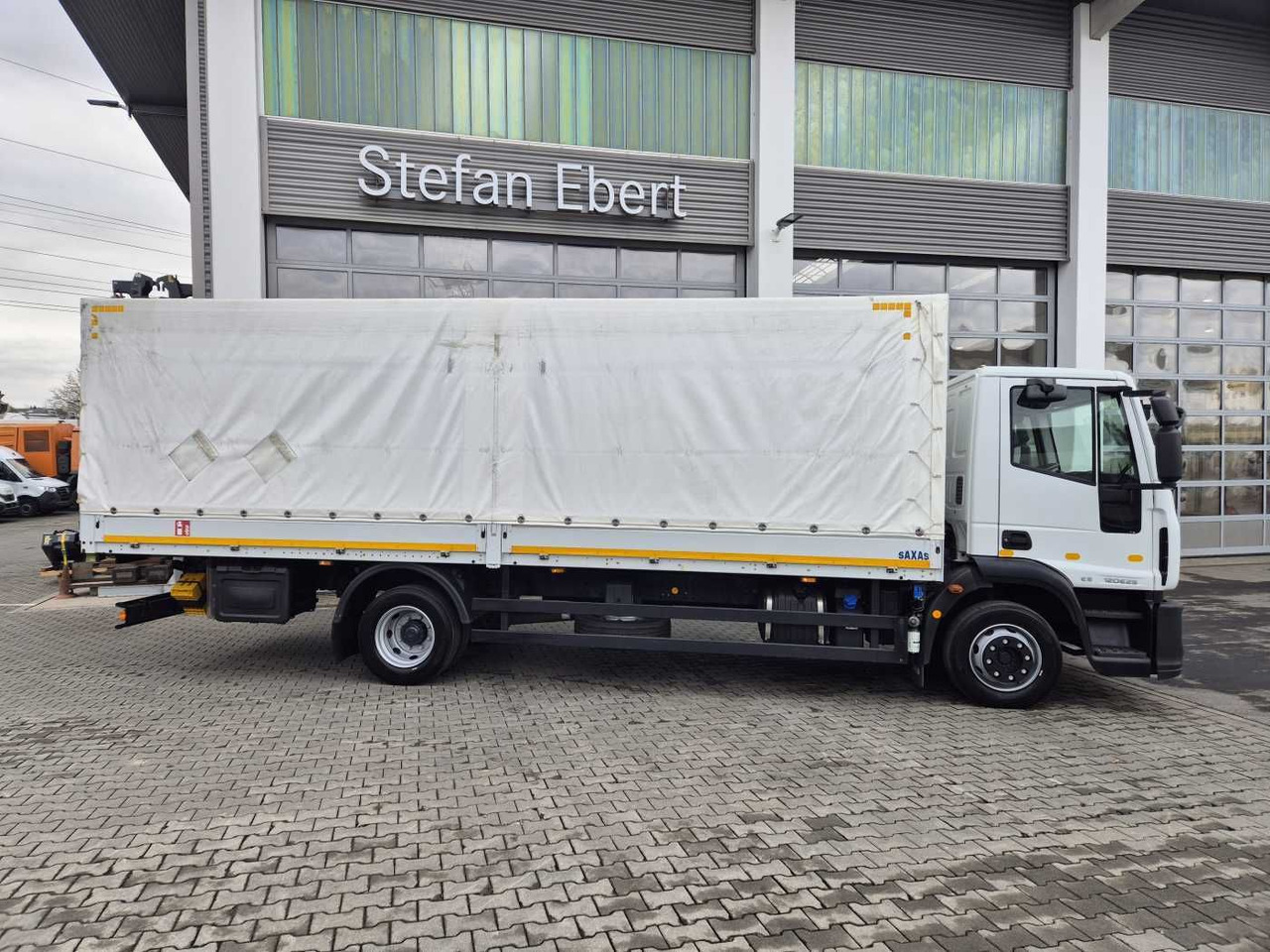 Iveco Eurocargo ML120E25 4x2 AHK Differenzial - Pritsche LKW: das Bild 5 Iveco Eurocargo ML120E25 4x2 AHK Differenzial - Pritsche LKW: das Bild 5