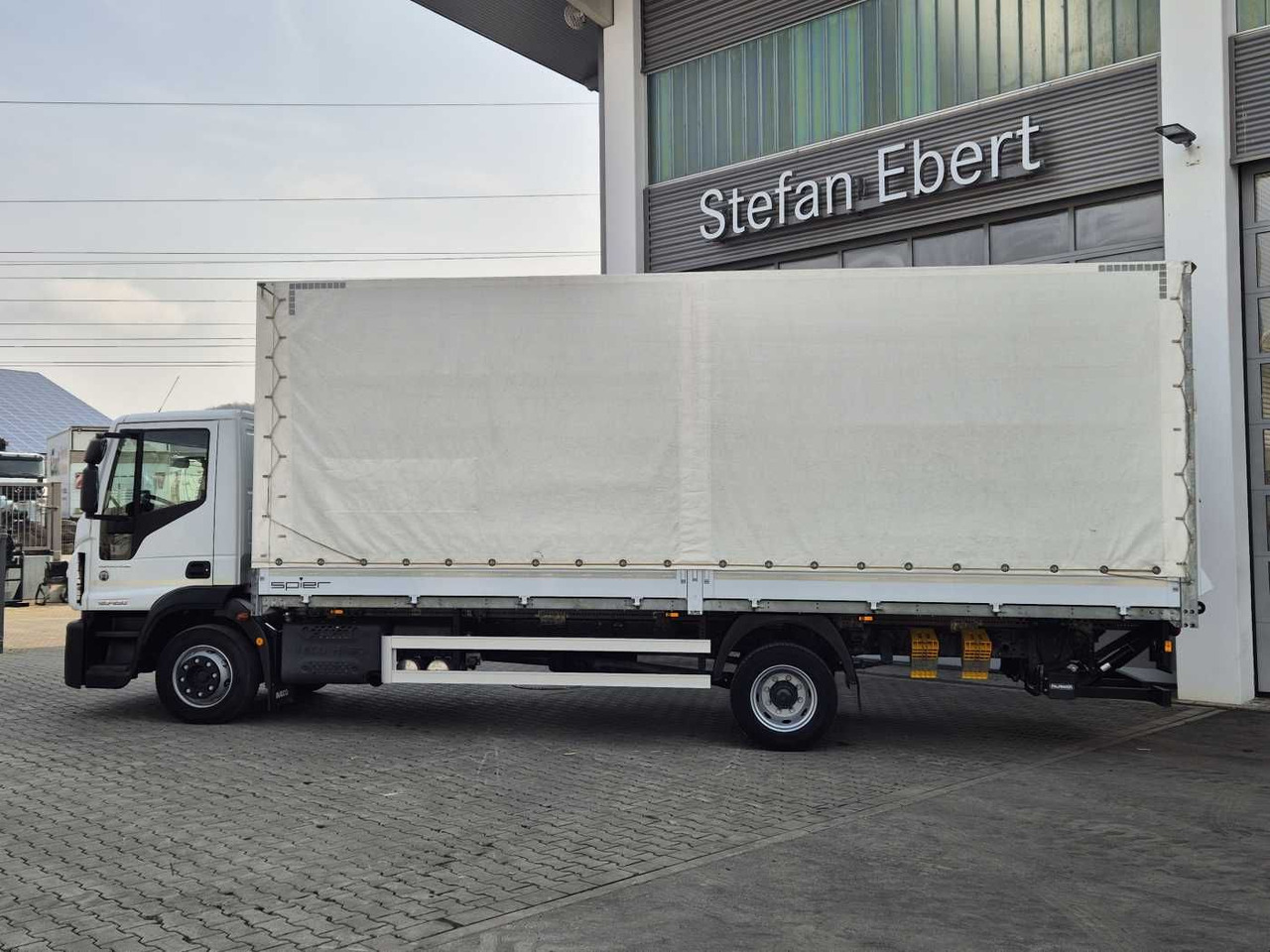 Iveco Eurocargo ML120E25 LBW 1.500kg Klima 3 Sitze - Plane LKW: das Bild 5 Iveco Eurocargo ML120E25 LBW 1.500kg Klima 3 Sitze - Plane LKW: das Bild 5
