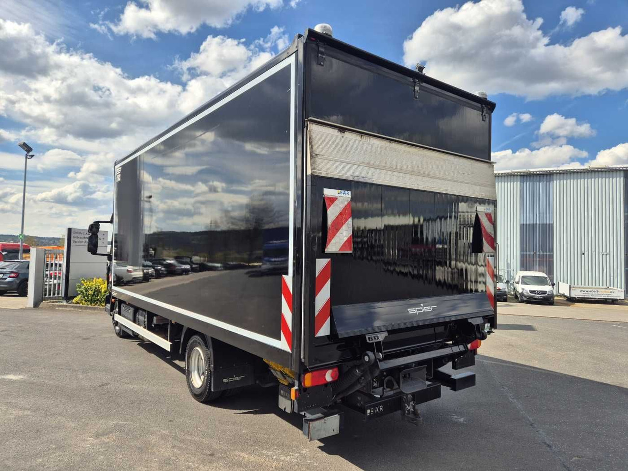 Iveco Eurocargo ML80E21/P LBW Bär 1.500kg 2x AHK - Koffer Transporter: das Bild 5 Iveco Eurocargo ML80E21/P LBW Bär 1.500kg 2x AHK - Koffer Transporter: das Bild 5
