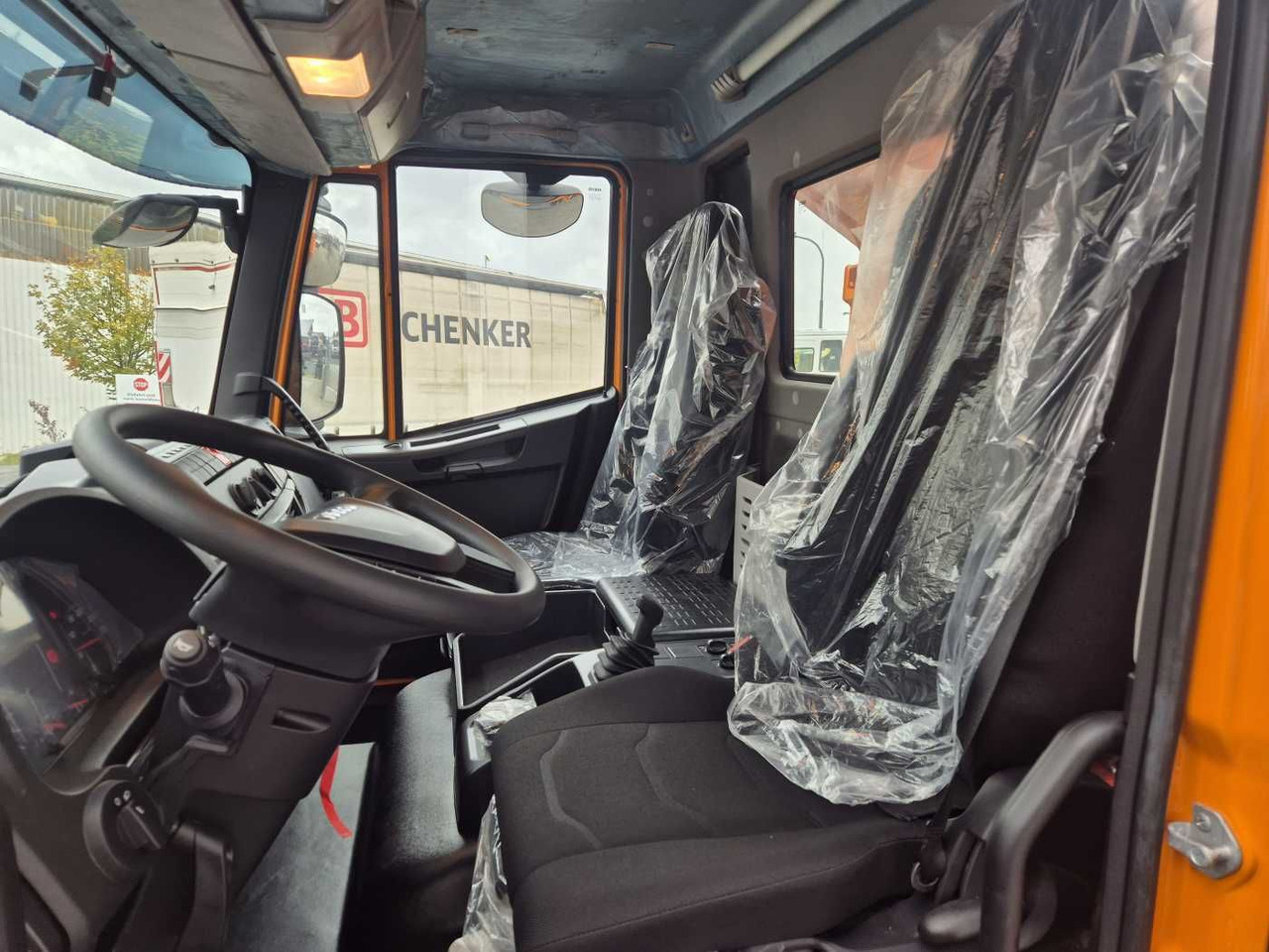 Kipper Iveco ML150E28W 4x4 Meiller Dreiseitenkipper 2xAHK: das Bild 9